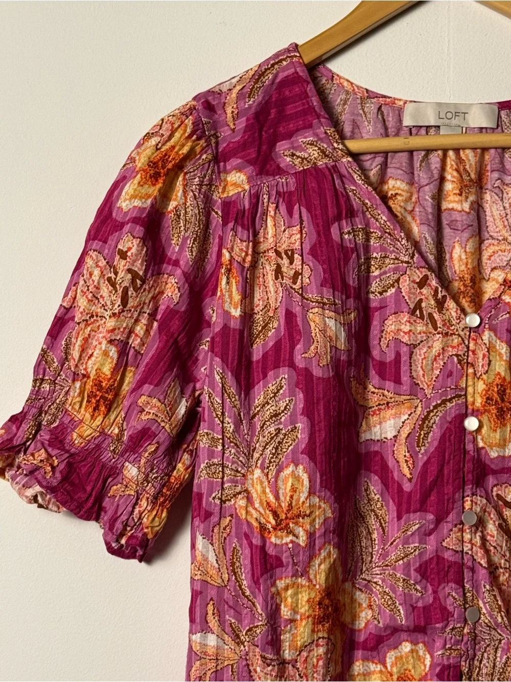 LOFT Fuchsia Oranges Floral Button-Front Puff Sleeve Blouse MEDIUM